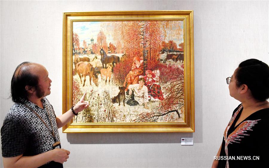 Открытие в городе Сямэнь выставки живописи, картин, фотографий, посвященных культуре  стран БРИКС