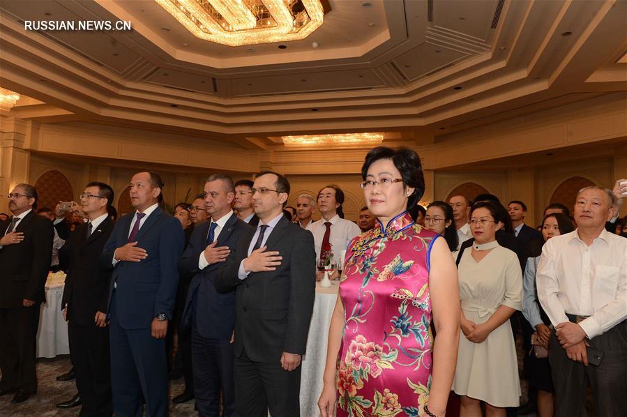 Посольство Китая в Узбекистане организовало прием в честь 68-й годовщины основания КНР