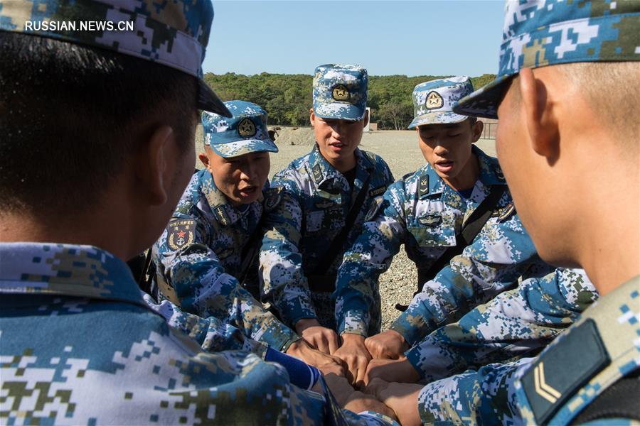 Китайские и российские морские пехотинцы провели антитеррористические соревнования в рамках учений "Морское взаимодействие-2017"