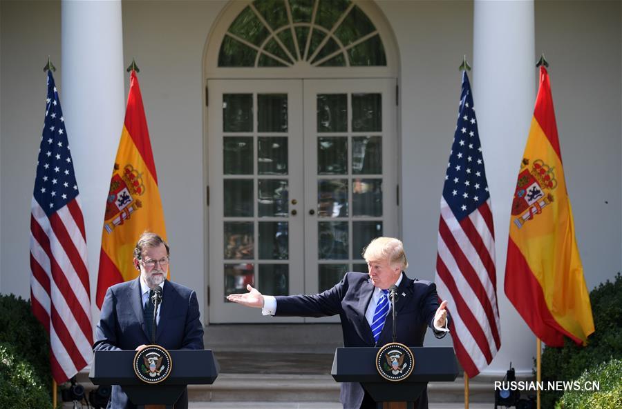 Д. Трамп встретился с премьер-министром Испании