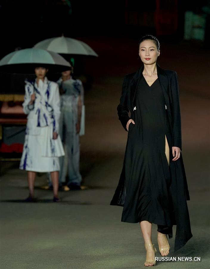 Международная неделя моды открылась в Чунцине