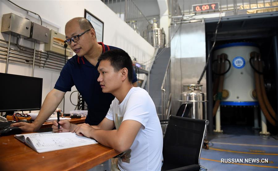 В распоряжении китайских ученых теперь есть лабораторная установка для получения стабильного интенсивного магнитного поля