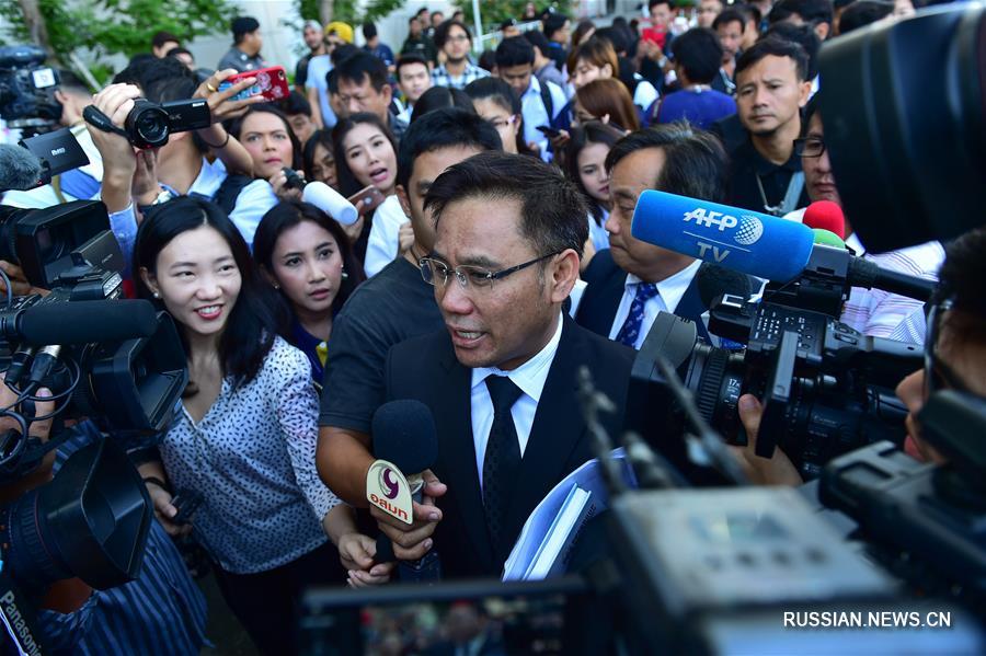 Верховный суд Таиланда приговорил бывшего премьер-министра страны Йинглак Чинават к пятилетнему тюремному заключению