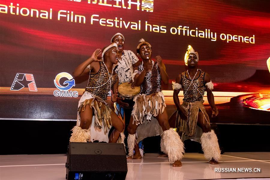 В Кейптауне открылся 1-й Китайско-африканский международный кинофестиваль