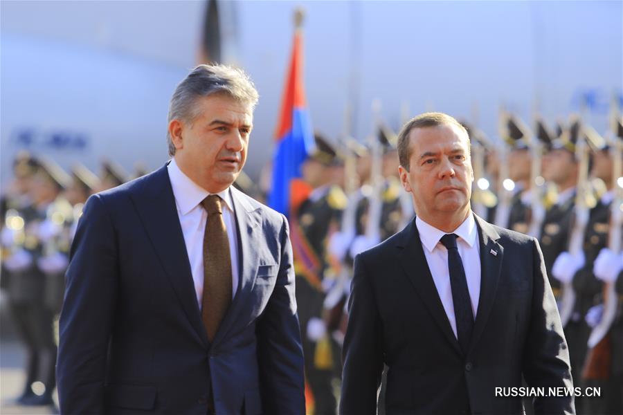 Д.Медведев пообещал, что поставки газа в Армению по льготной цене будут продолжены