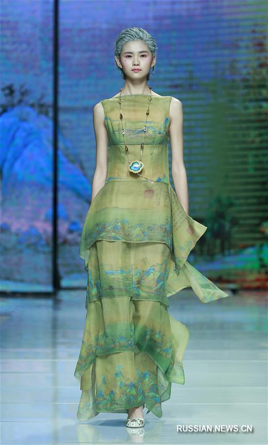 Китайская международная неделя моды сезона весна-лето 2018: презентация коллекции от EVE CINA