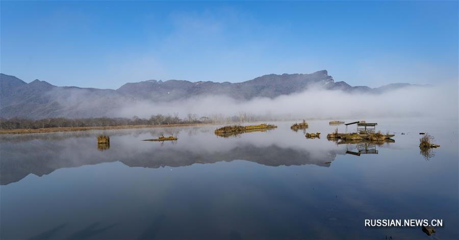 Осеннее волшебство озера Дацзюху