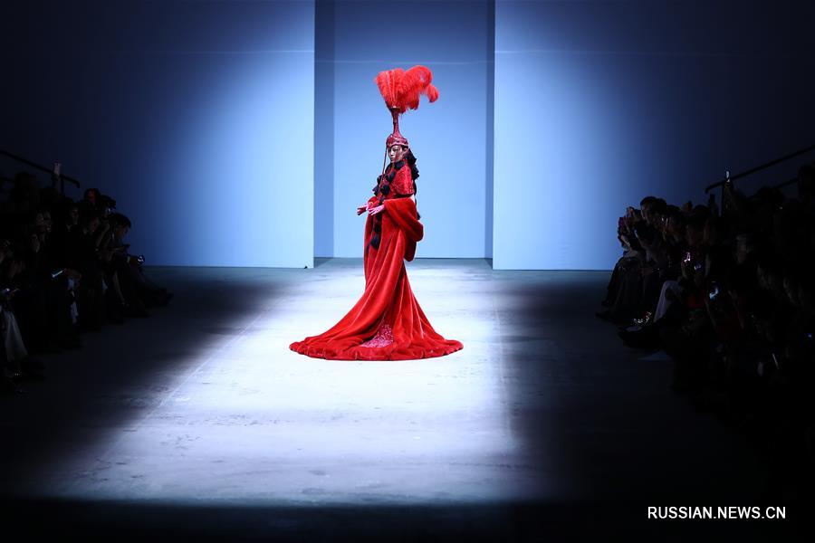 Китайская международная неделя моды сезона весна-лето 2018: презентация коллекции от Ху Шэгуана