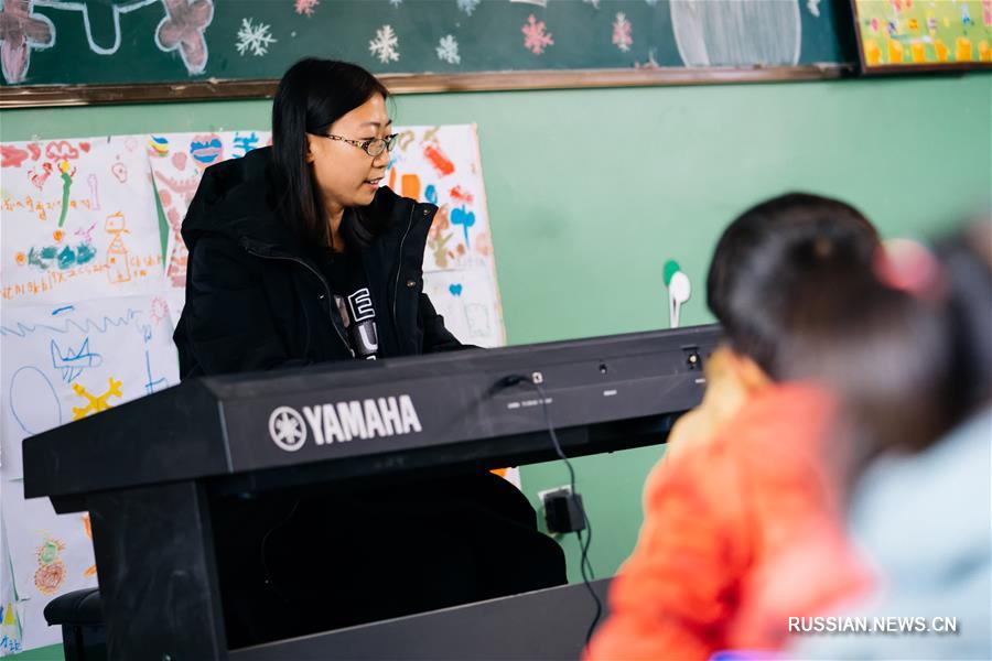 Студенты вузов работают учителями-волонтерами в бедных районах провинции Ганьсу