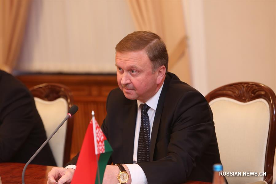 Премьер-министр Беларуси А. Кобяков встретился с заместителем министра коммерции Китая Фу Цзыином