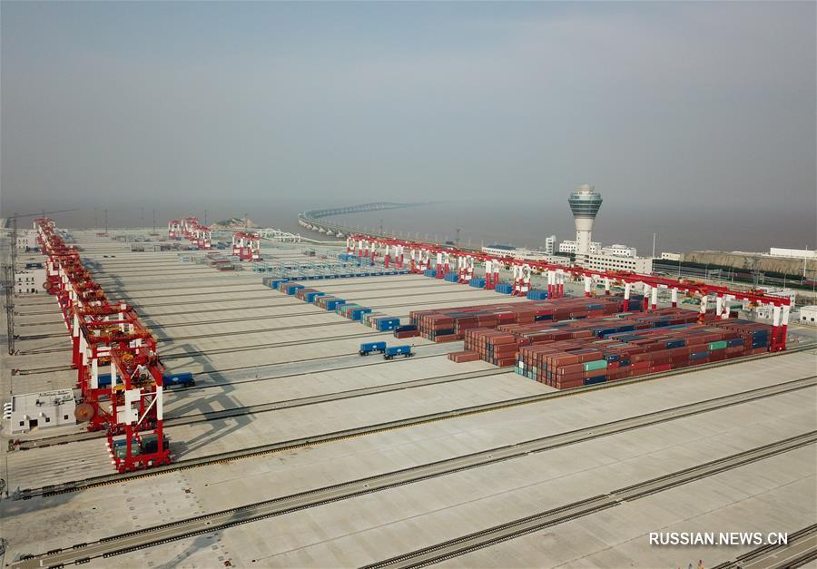 （经济）（4）上海洋山深水港四期自动化码头开港试生产