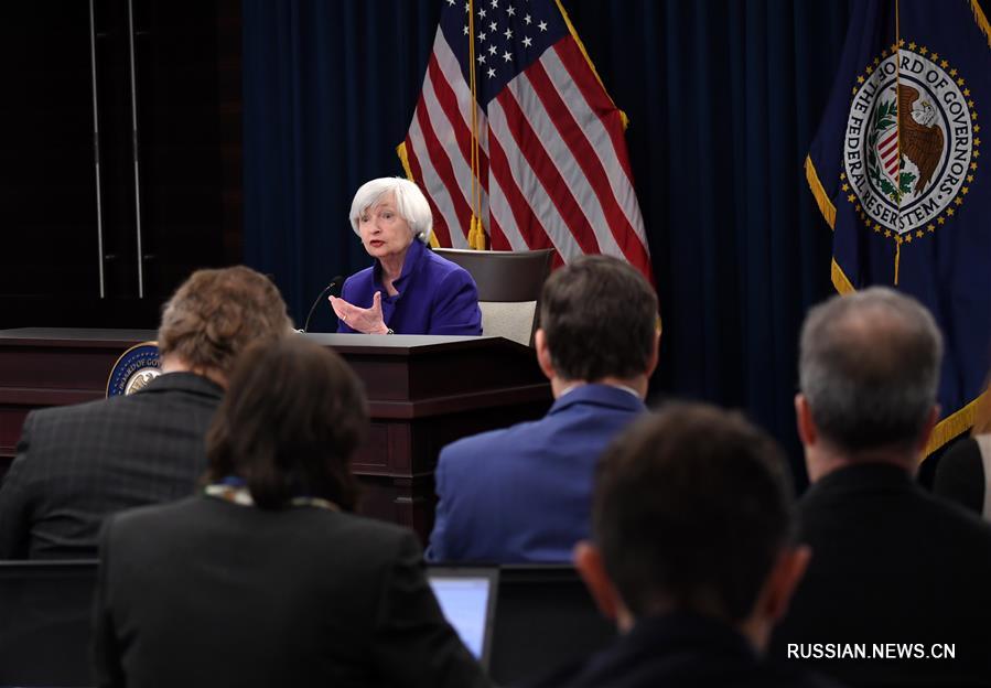 ФРС США в третий раз в этом году повысила базовую процентную ставку