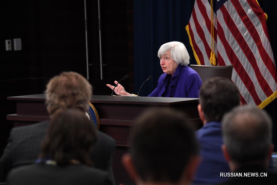 ФРС США в третий раз в этом году повысила базовую процентную ставку