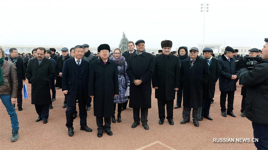 Посольство Китая организовало для аккредитованных в Узбекистане дипломатов экскурсию в индустриальный парк Пэншэн и Парк узбекско-китайской дружбы