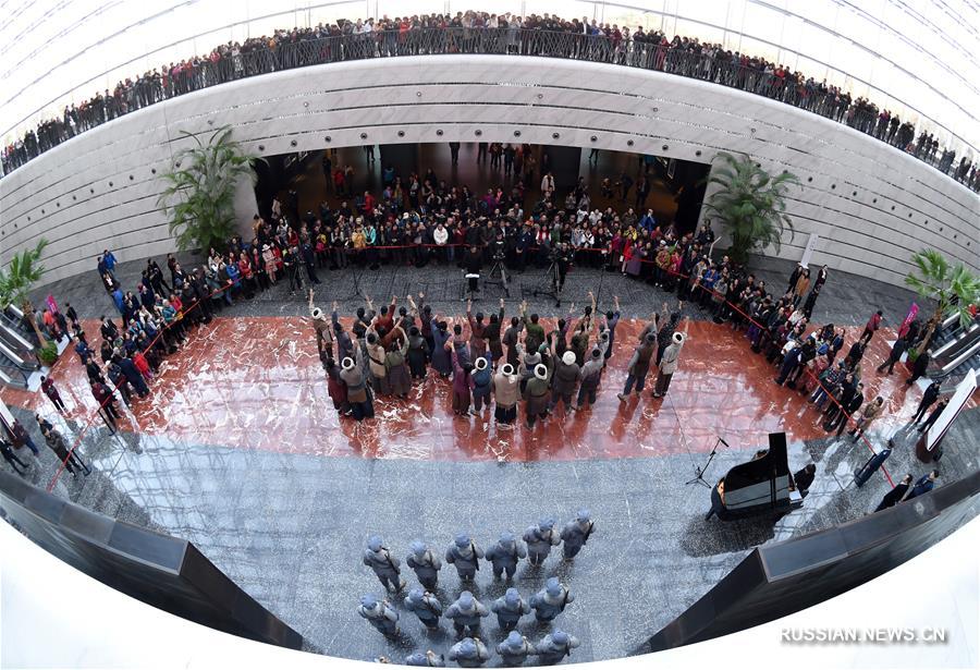 Фестиваль искусств дня открытых дверей в 10-летнюю годовщину открытия пекинского театра БНТ