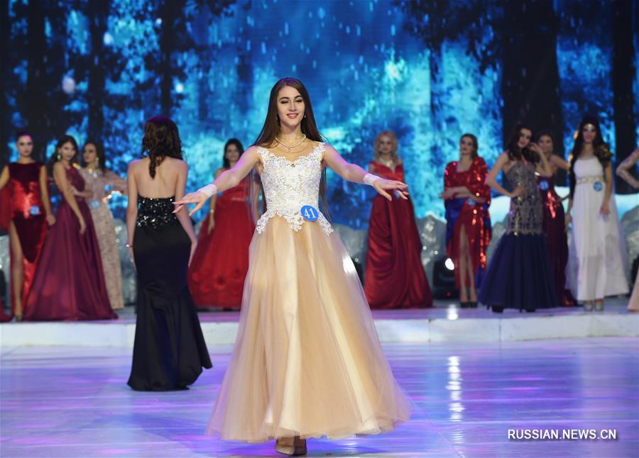 В городе Маньчжоули на севере Китая закрылся 14-й международный конкурс посланниц  красоты КНР, РФ и Монголии