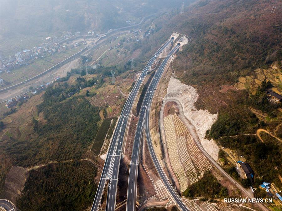 Введена в эксплуатацию автомагистраль Ваньчжоу-Личуань