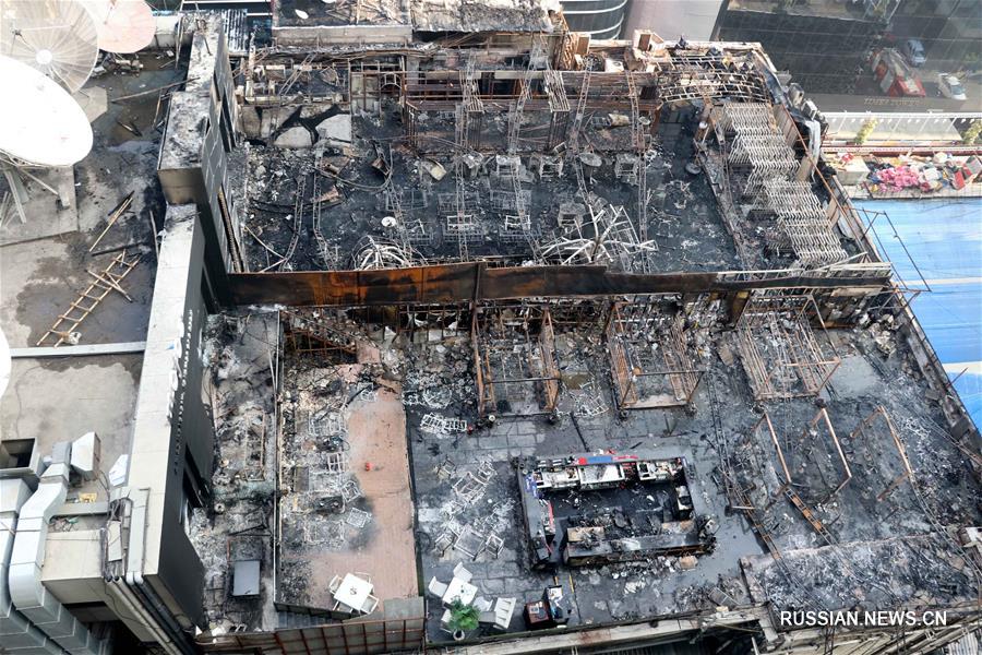 При пожаре в Мумбаи погибли 15 человек 