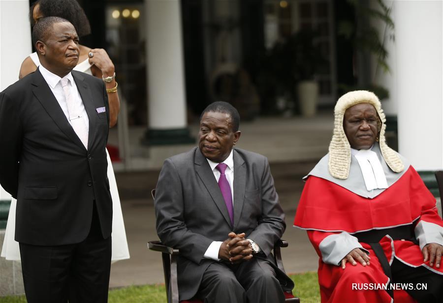 Два новых вице-президента Зимбабве приведены к присяге