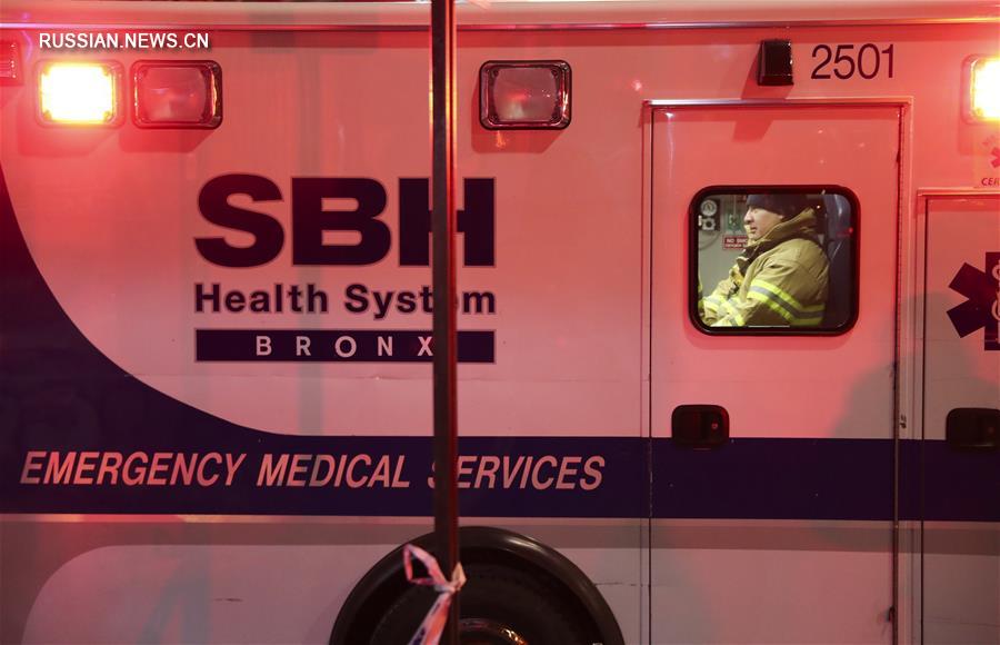 （国际）（7）纽约一公寓发生火灾　至少12人死亡