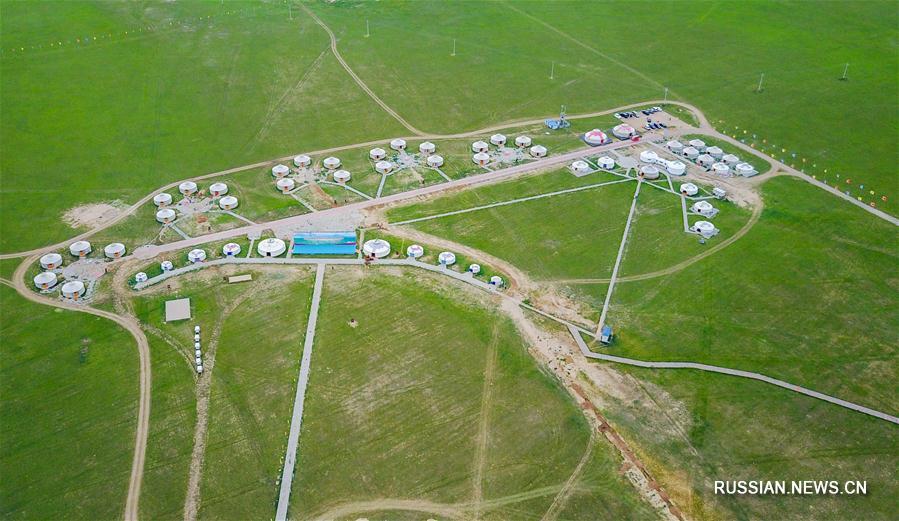 （新华全媒头条&middot;新时代新气象新作为&middot;图文互动）（7）抬脚踏上水泥路，出门坐上公交车&mdash;&mdash;我国竭力破除农村交通&ldquo;最后一公里&rdquo;瓶颈