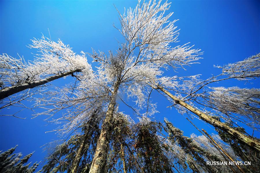Сянси-Туцзя-Мяоский автономный округ после снегопада