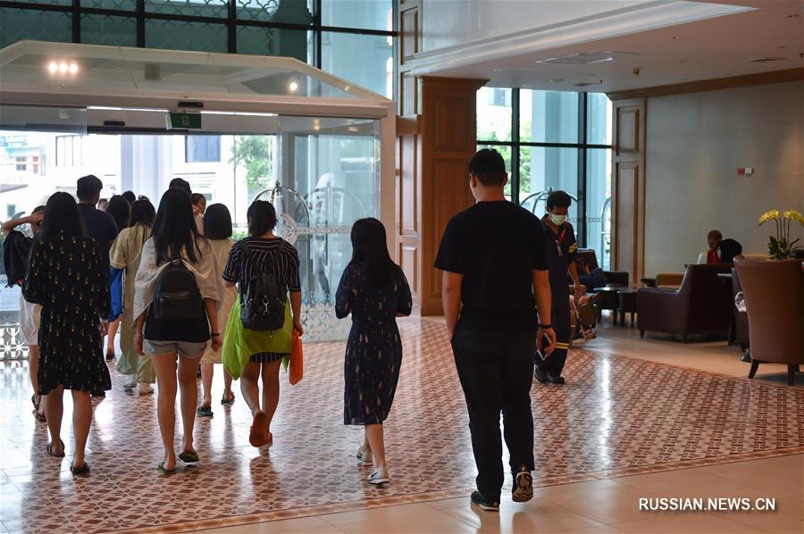 Жизни китайских туристов, получивших тяжелые травмы при взрыве катера в Таиланде, ничто не угрожает