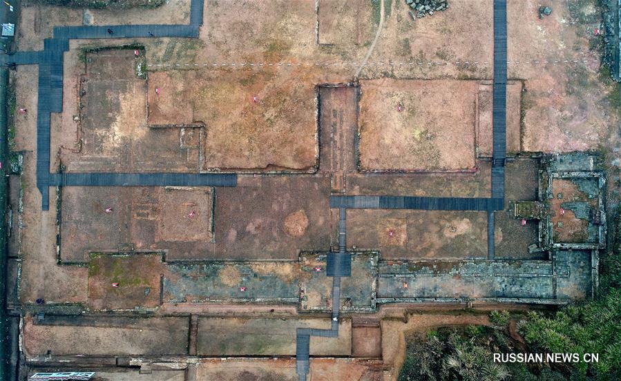 Китайские археологи обнаружили развалины самого крупного и высокого по рангу даосского храма из всех найденных ранее