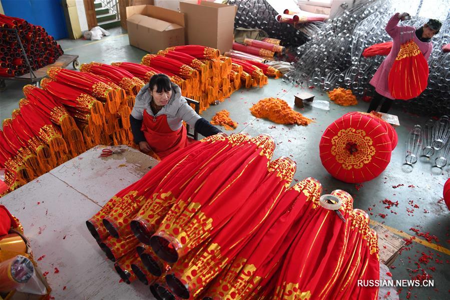 Производство китайских фонарей в Хэфэе