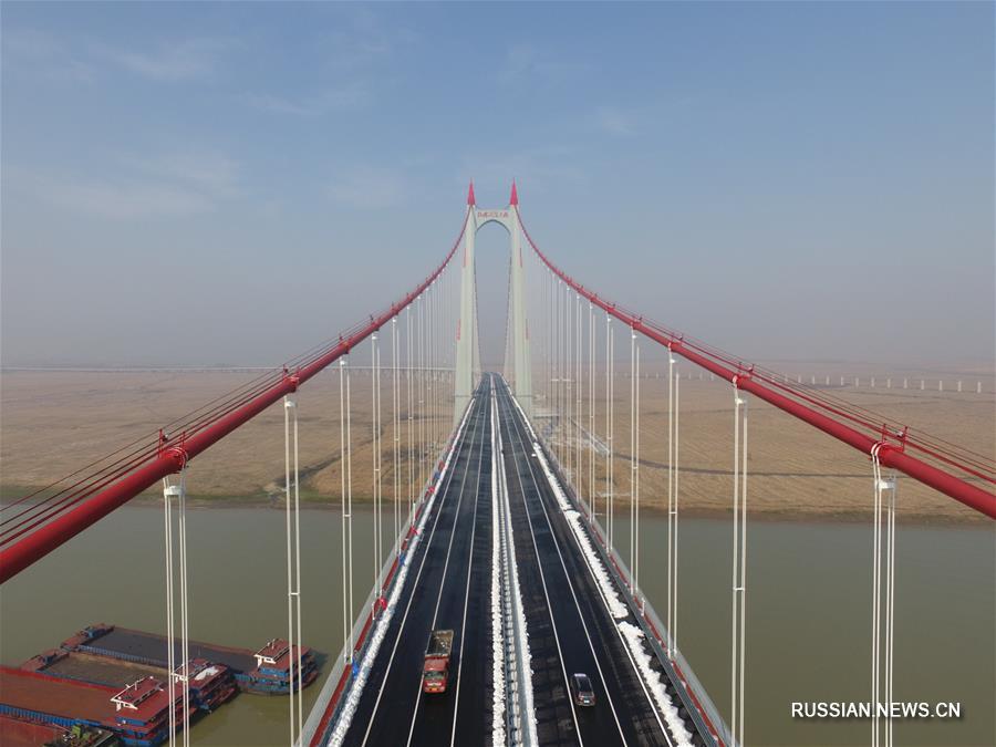 Введен в эксплуатацию новый автомобильный мост через озеро Дунтинху