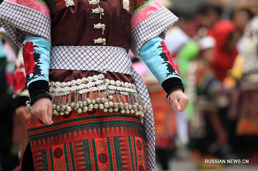 Предновогодний фестиваль лушэна в мяоской деревне