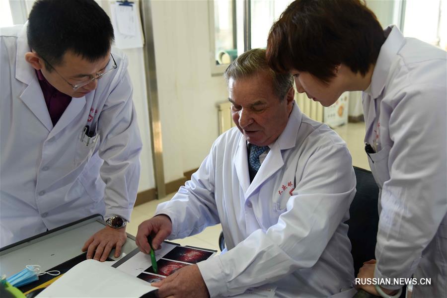 Российский офтальмолог более 10 лет работает в Дацинской глазной клинике