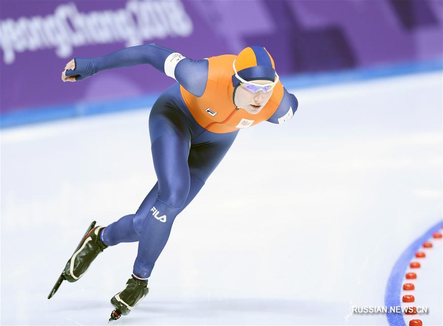 Голландская конькобежка Ахтеректе стала победительницей в забеге на 3000 метров на  ОИ-2018