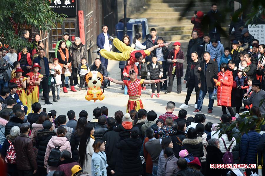 Китай с размахом празднует Новый год по лунному календарю