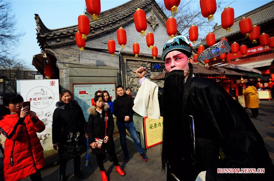 Китай с размахом празднует Новый год по лунному календарю