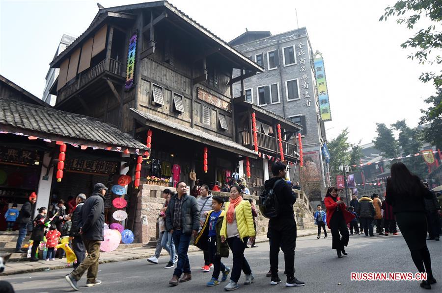 Китай с размахом празднует Новый год по лунному календарю