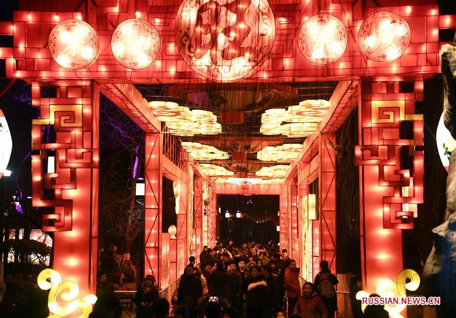 Китай с размахом празднует Новый год по лунному календарю