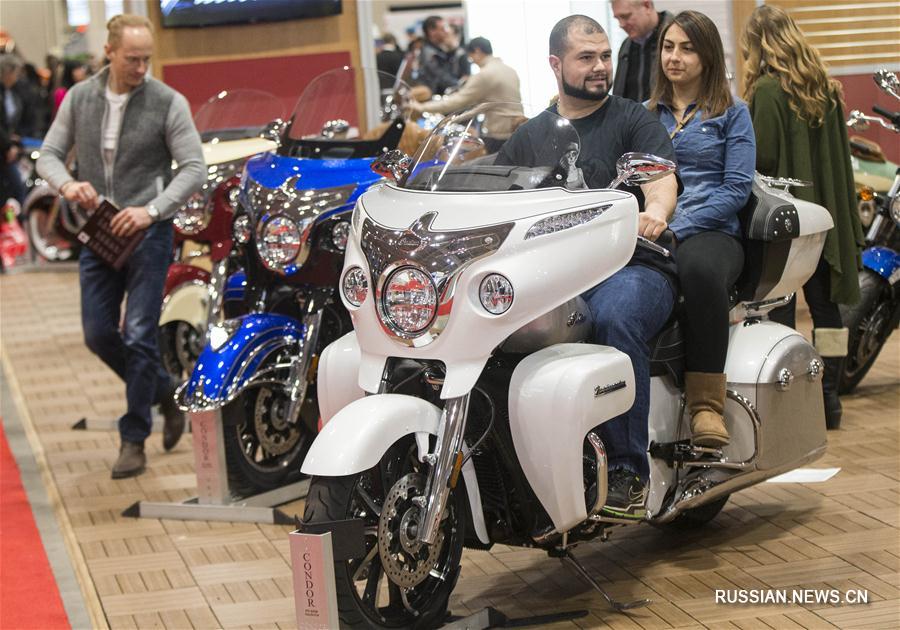 Выставка мотоциклов в Торонто