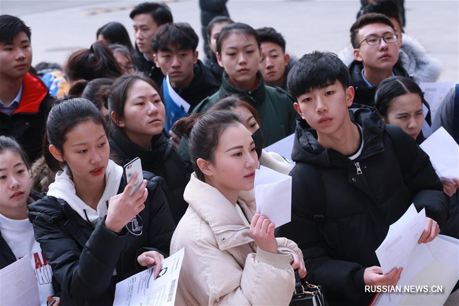 В пекинском Центральном театральном институте начались вступительные экзамены