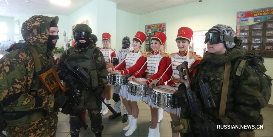 "День открытых дверей" на базе спецназа по случаю 100-летия Вооруженных сил Беларуси