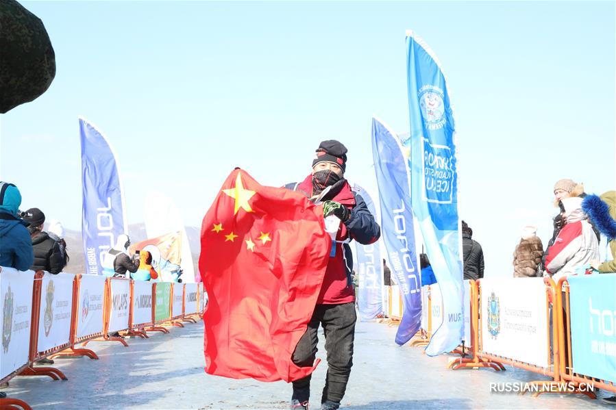 Ледовый полумарафон прошел во Владивостоке