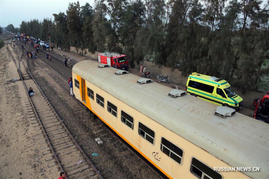 Как минимум 16 человек погибли в результате столкновения поездов на севере Египта 