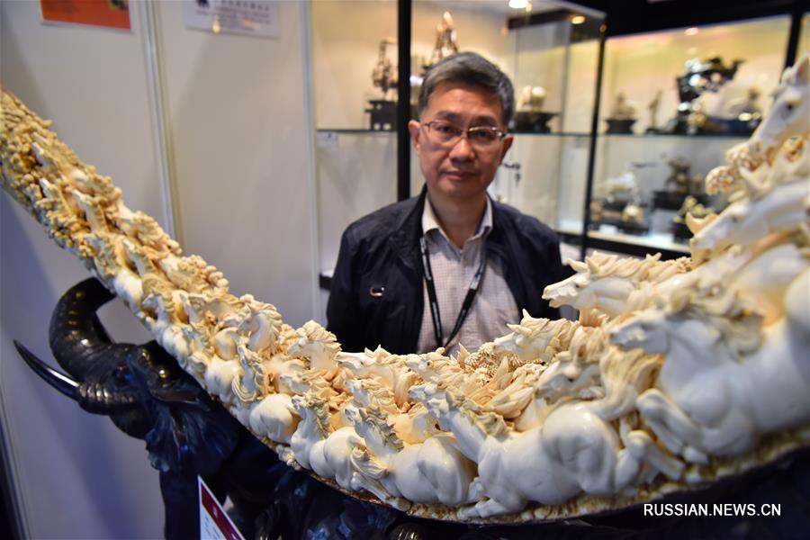 35-я Международная выставка драгоценностей открылась в Сянгане