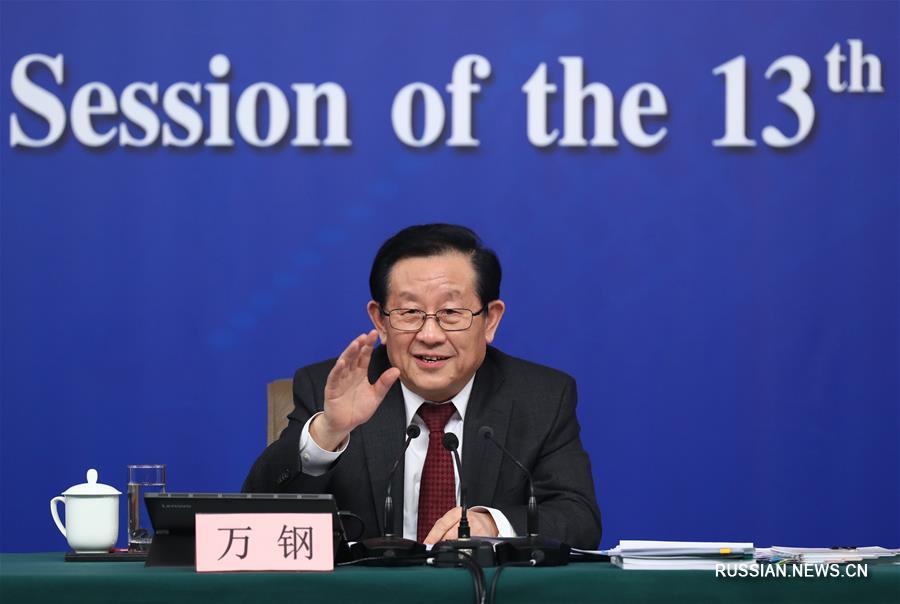 （两会）（4）科技部部长万钢等就&ldquo;加快建设创新型国家&rdquo;答记者问