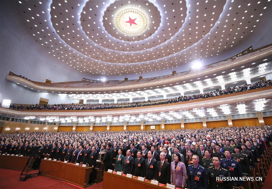 （两会）（7）十三届全国人大一次会议在北京闭幕