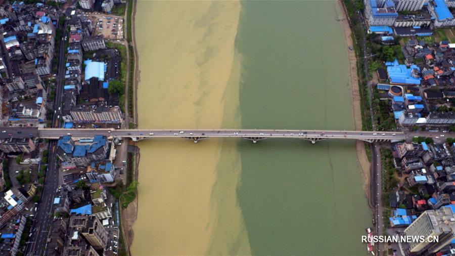 Река Жунцзян в Гуанси-Чжуанском АР после сильных ливней