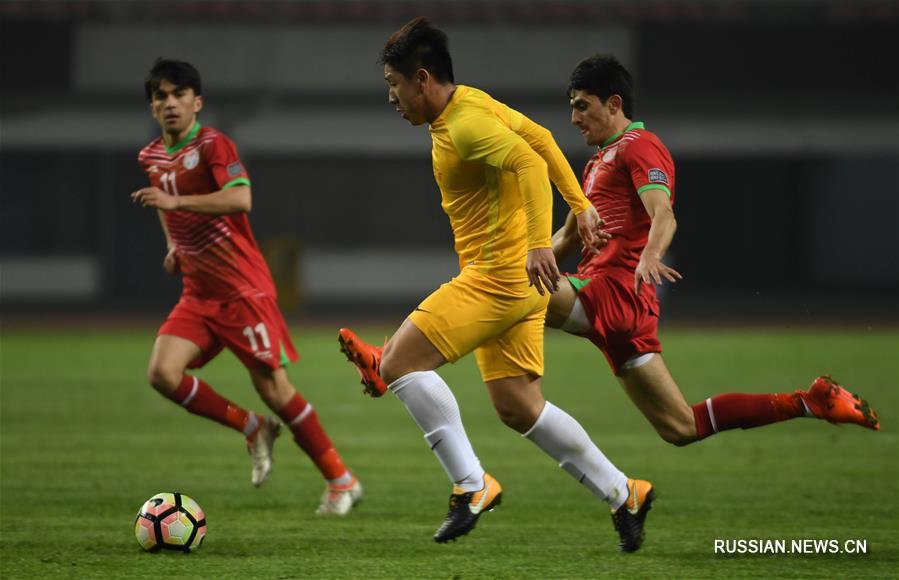 Футбол -- Молодежная команда Китая U21 победила сборную Таджикистана со счетом 2:1
