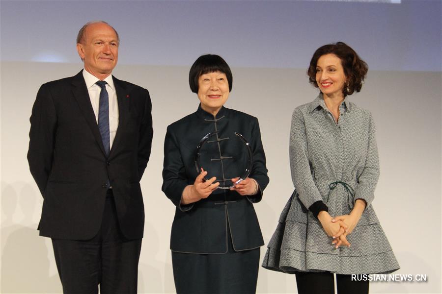 Китайская палеонтолог Чжан Мимань получила награду "Для женщин в науке"