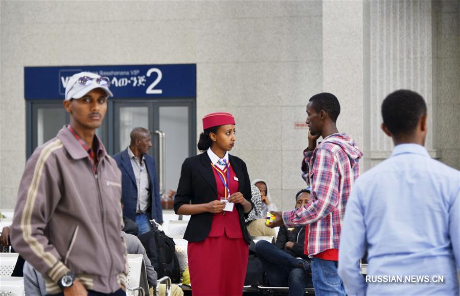 На построенной Китаем железной дороге Аддис-Абеба -- Джибути постепенно растут объемы пассажиро- и грузоперевозок