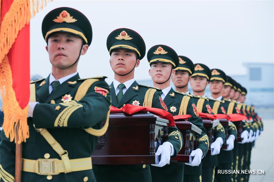 （国际）（1）中韩举行第五批在韩中国人民志愿军烈士遗骸交接仪式